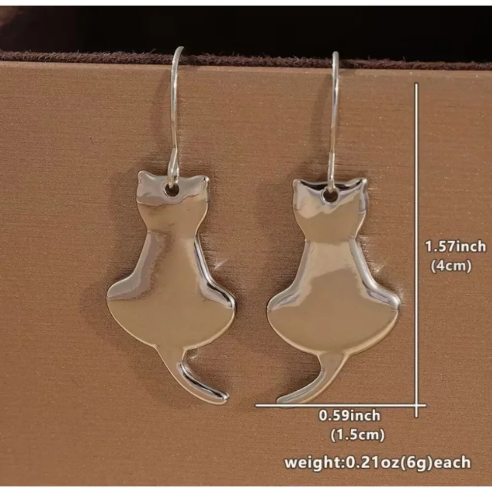 Silver Sitting Cat Earrings